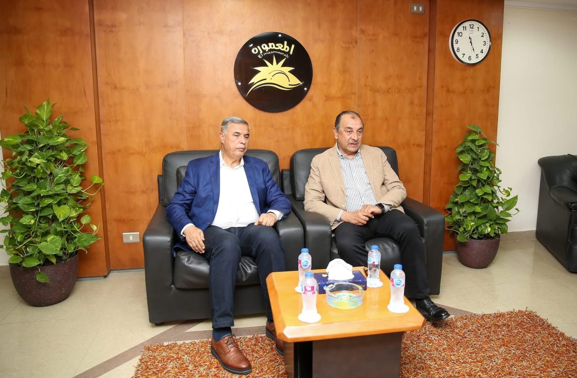 وزير قطاع الأعمال العام ومحافظ الإسكندرية يبدأن جولة تفقدية بمنطقة المعمورة