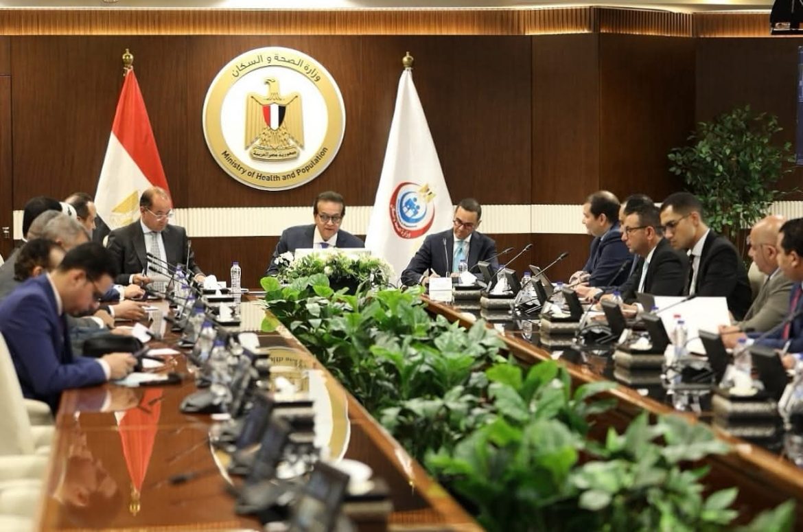 وزير الصحة: وضع ضوابط وآليات تتعلق بموقف الجهات الخاصة بالمساهمة التكافلية لمنظومة التأمين الصحي الشامل