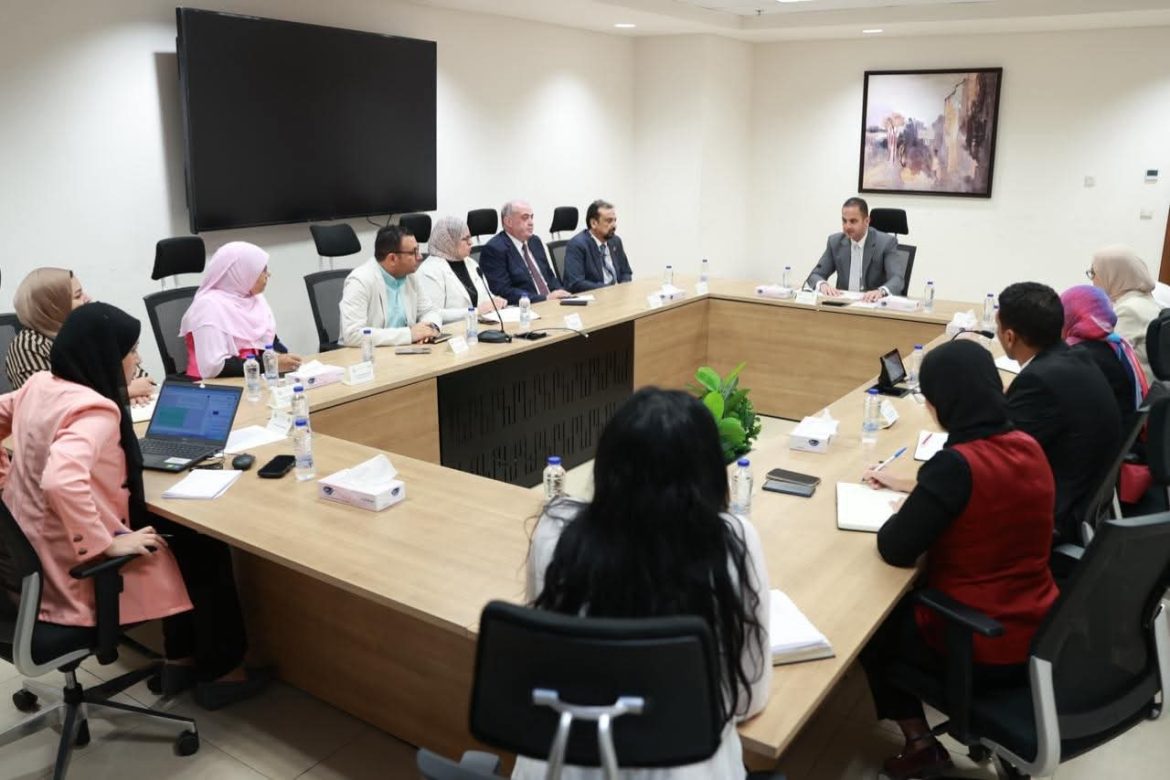 نائب وزير الصحة يجتمع مع قيادات الوزارة لتعزيز الحوكمة والمؤسسية ورفع كفاءة الخدمات الصحية