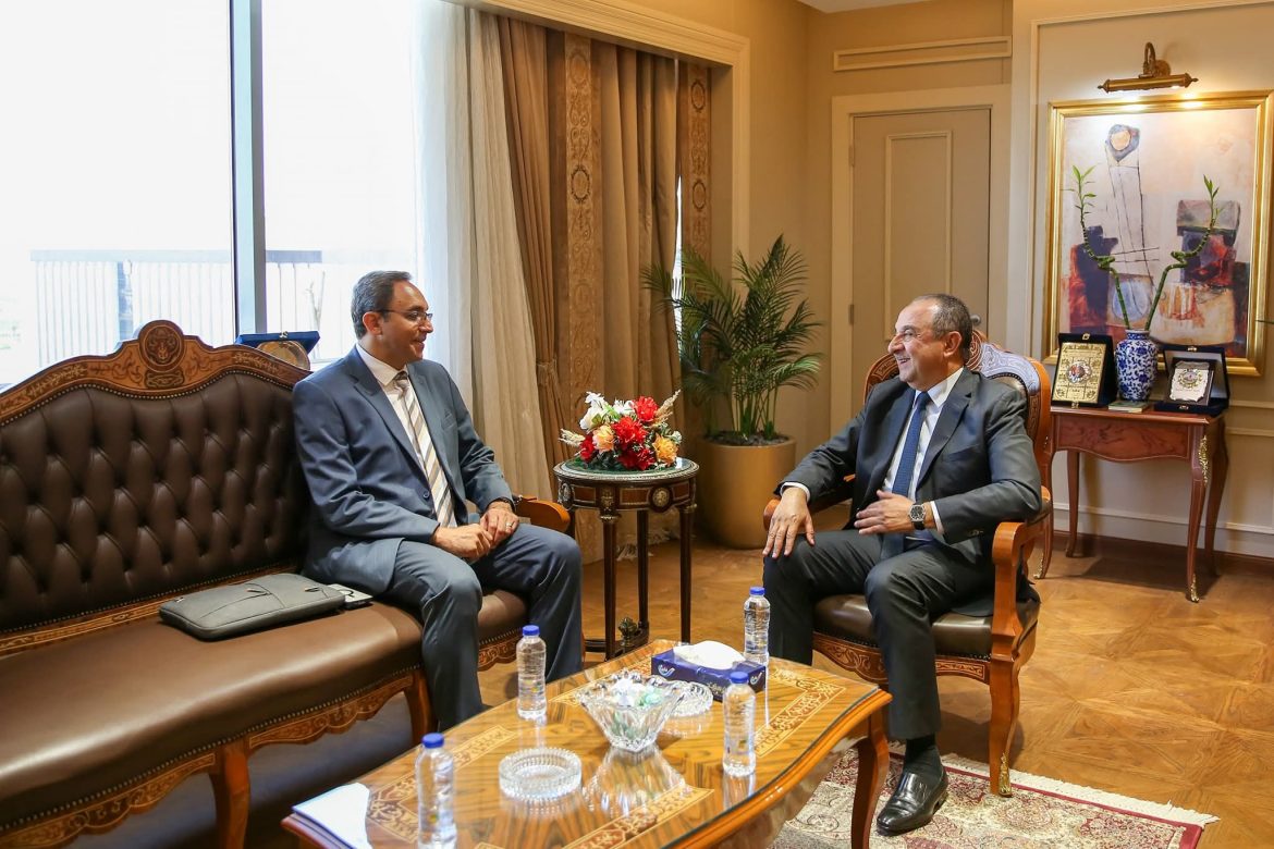 وزير قطاع الأعمال: تنمية الصعيد وتعظيم الاستفادة من الأصول أولوية استراتيجية وزير قطاع الأعمال: تنمية الصعيد وتعظيم الاستفادة من الأصول أولوية استراتيجية