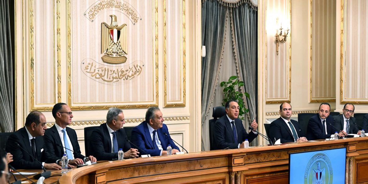 ئيس الوزراء أن زيادة الاحتياطات الأجنبية جاءت نتيجة أنشطة اقتصادية حقيقية