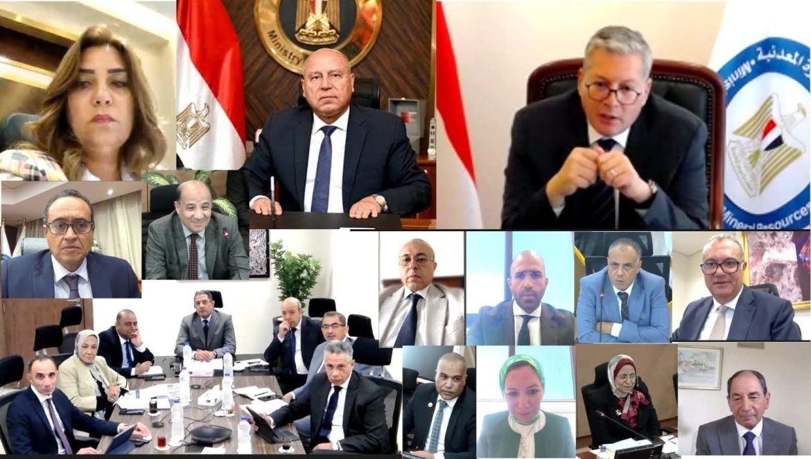 وزير البترول يترأس اجتماع الجمعيات العامة لشركات مصر للبترول