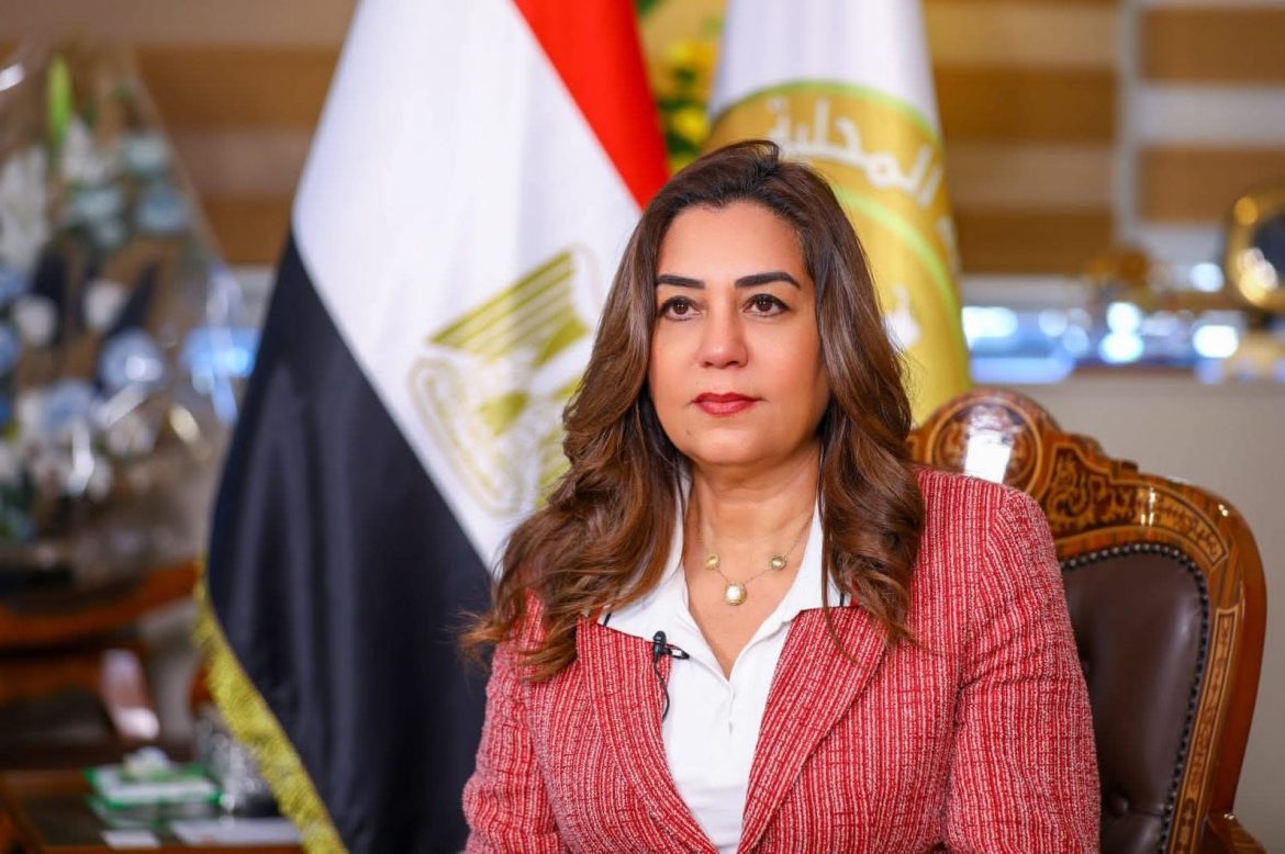 وزيرة التنمية المحلية تتابع تطورات حادث انقلاب عربات قطار مطروح وزيرة التنمية المحلية تتابع تطورات حادث انقلاب عربات قطار مطروح