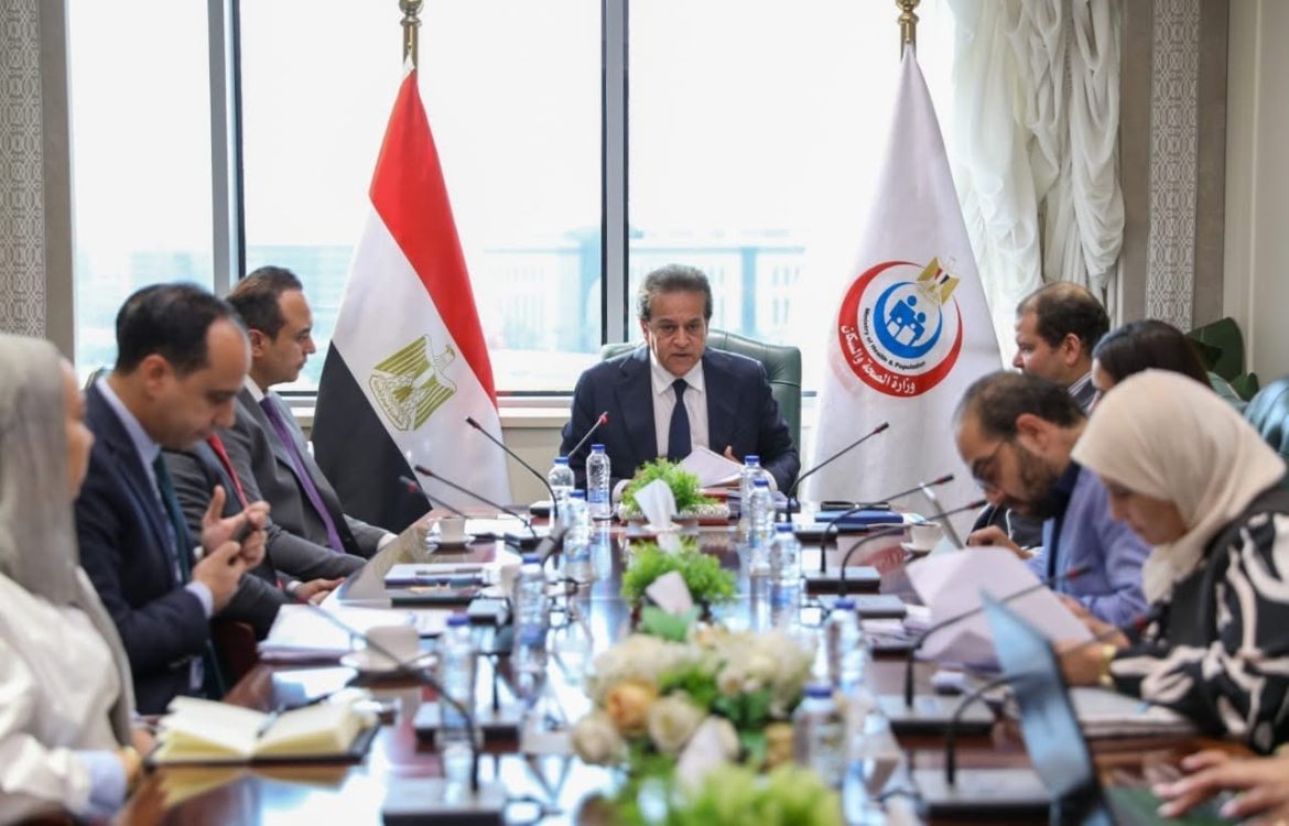 وزير الصحة يشدد على التعامل الفوري مع متطلبات المواطنين ضمن منظومة التأمين الصحي الشامل