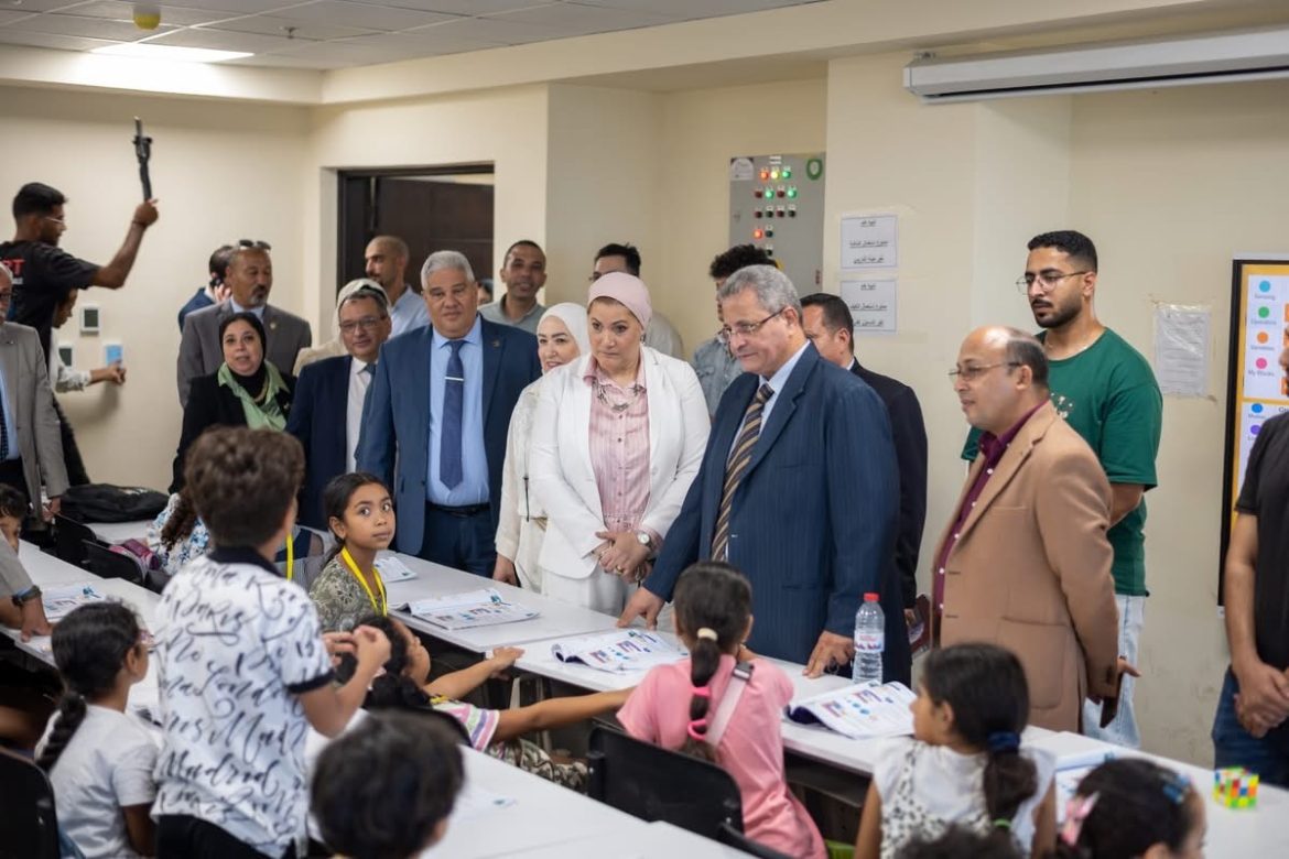 رئيس مجلس الطفولة والأمومة تشارك في مؤتمر لتأهيل الأطفال والشباب من خريجي المؤسسات الإيوائية