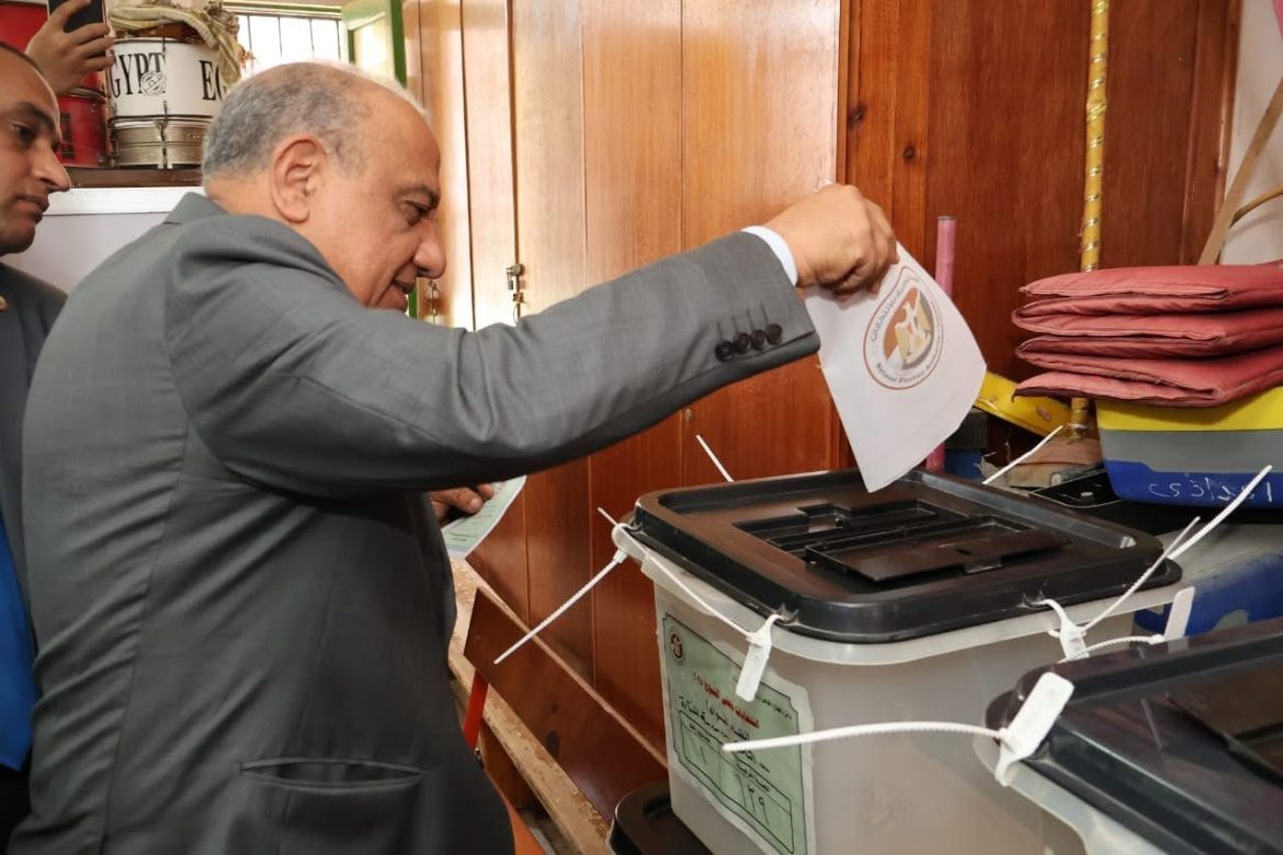 وزير الكهرباء: التغذية الكهربائية مؤمنة في جميع المقار الانتخابية على مستوى الجمهورية وزير الكهرباء: التغذية الكهربائية مؤمنة في جميع المقار الانتخابية على مستوى الجمهورية