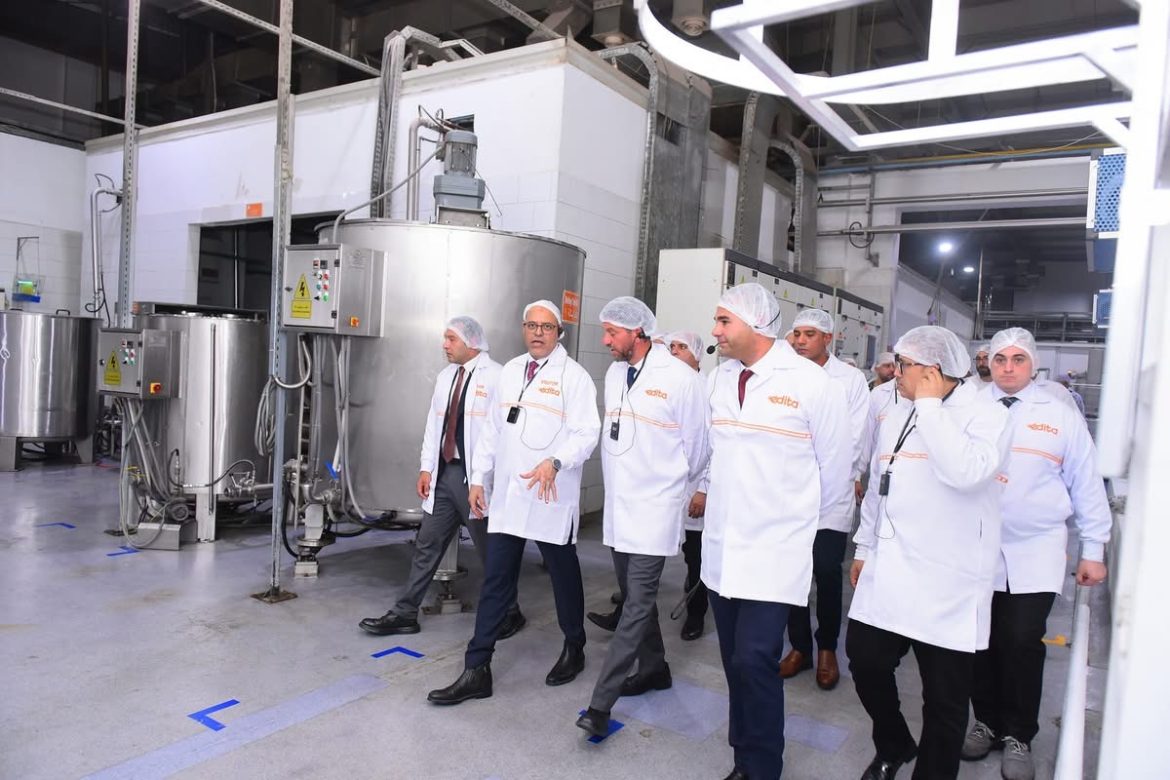 وزير العمل: توجيهات الرئيس السيسي تشجيع الاستثمار و"الأمان الوظيفي" للعمال