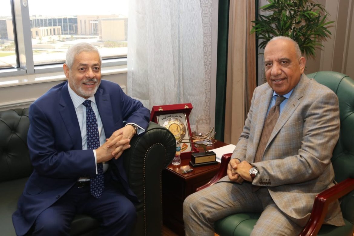 وزير الكهرباء يبحث مع "AMEA POWER" الإماراتية زيادة التعاون في مجالات الطاقة المتجددة