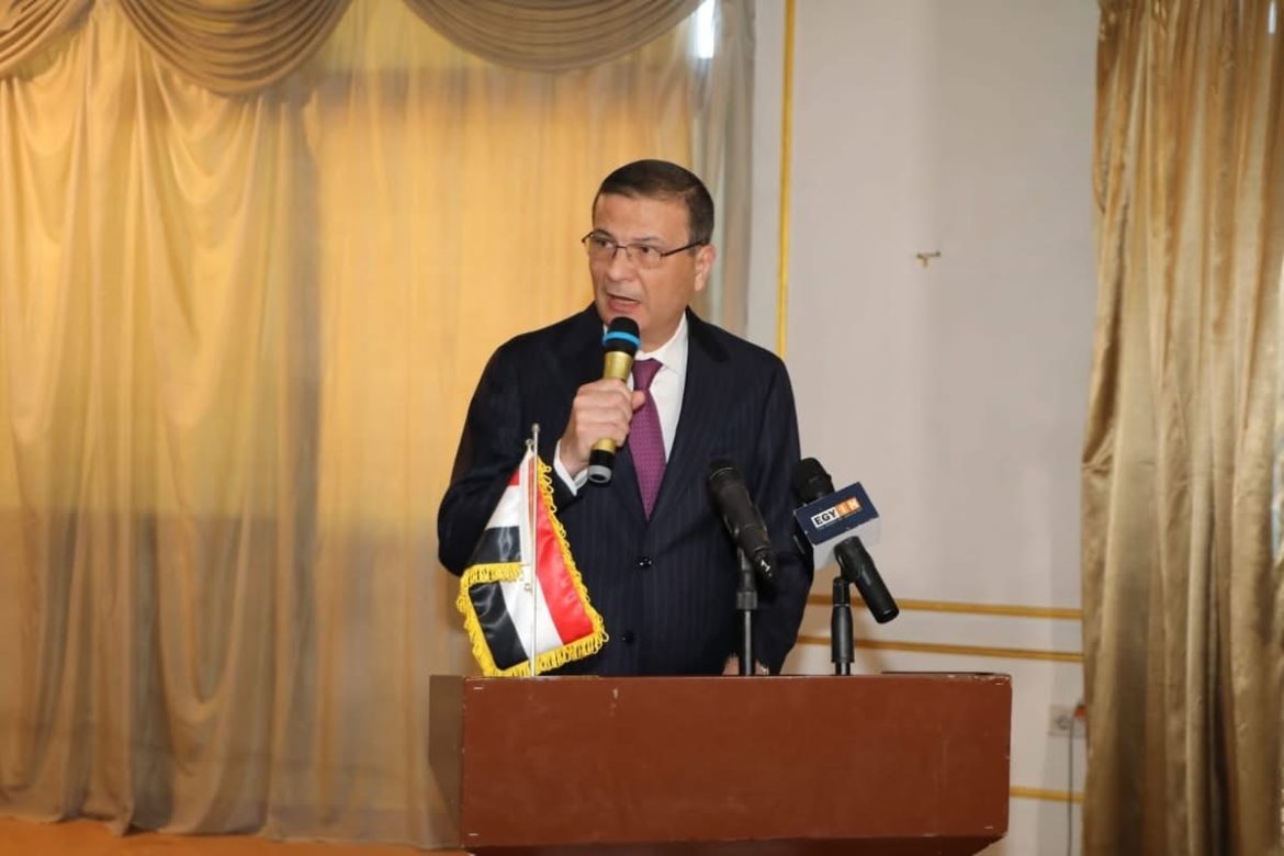 وزير الزراعة: الوزارة أعدت استراتيجية لتطوير برامج المكافحة المتكاملة والاستثمار في التقنيات الخضراء