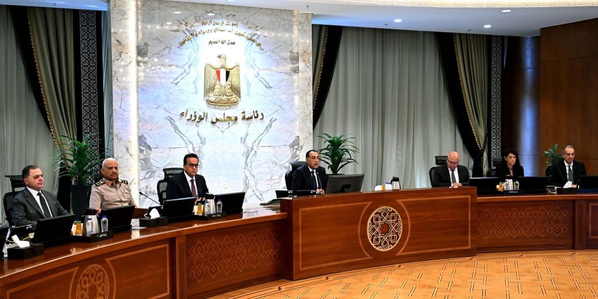 رئيس الوزراء يوجه الوزراء المعنيين بتكثيف الجهود لتنفيذ الوثائق التي تم توقيعها بين مصر والأردن وترجمتها إلى خطط وبرامج على الأرض