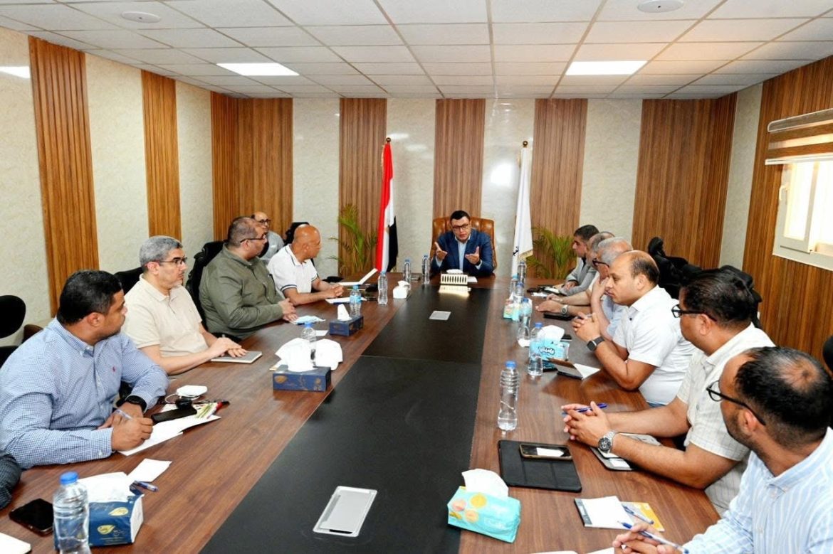 وزير الإسكان يتابع موقف تنفيذ المشروعات التنموية بالساحل الشمالي الغربي وزير الإسكان يتابع موقف تنفيذ المشروعات التنموية بالساحل الشمالي الغربي