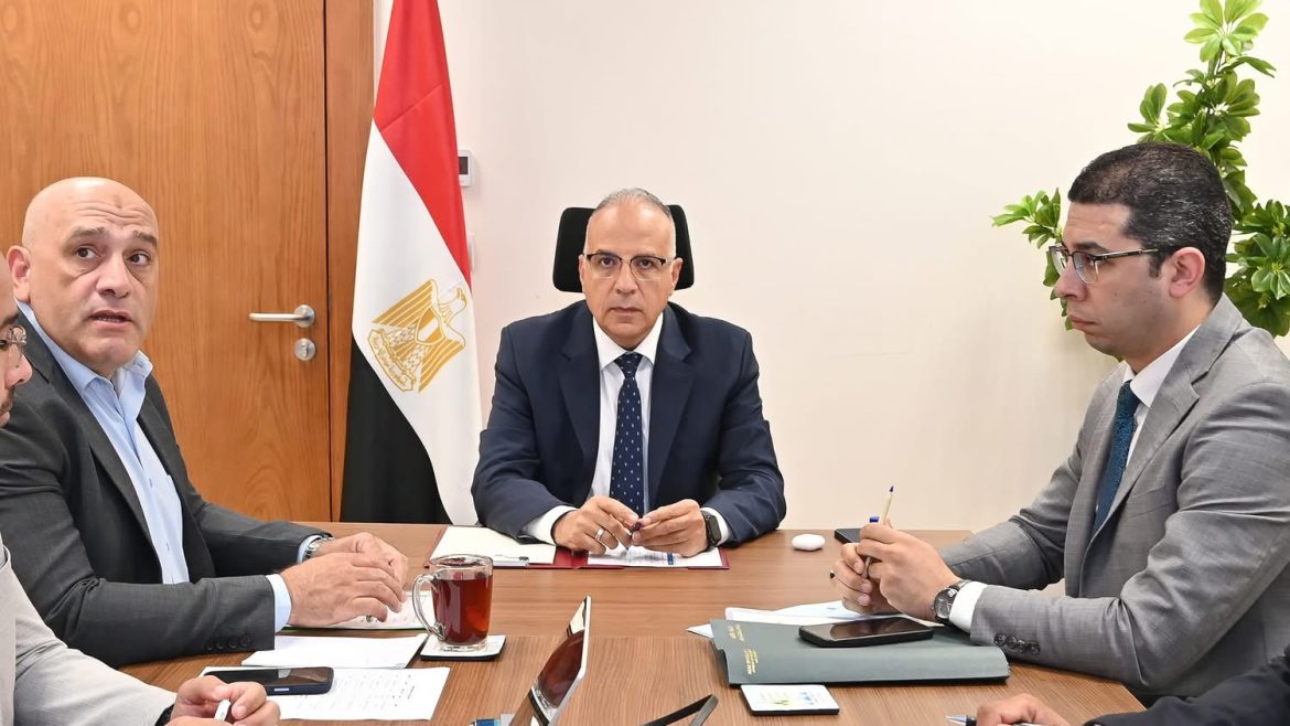 وزير الري: تنفيذ مستهدفات الجيل الثاني 2.0 لتطوير عملية إدارة المياه وخدمة المواطنين