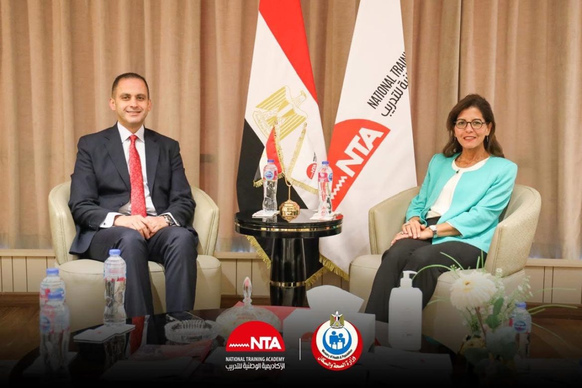 نائب وزير الصحة يبحث مع المدير التنفيذي للأكاديمية الوطنية للتدريب سبل تعزيز التعاون المشترك