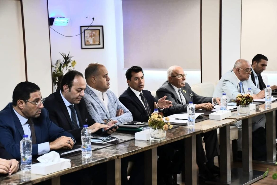 وزير الرياضة: الوزارة تدعم الأندية فنيًا واستشاريًا لضمان التطبيق السليم للقانون المعدل