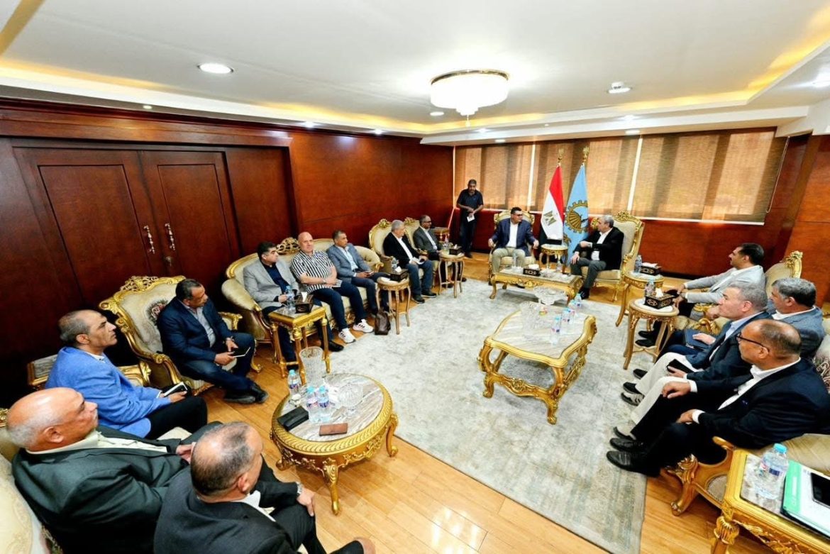 وزير الإسكان يتابع موقف عدد من المشروعات بمحافظة الغربية ضمن المبادرة الرئاسية "حياة كريمة"