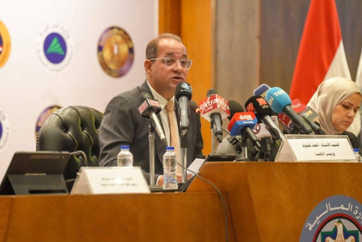 وزير المالية: النشاط الاقتصادي يتحسن.. والقطاع الخاص ستحوذ على 60% من الاستثمارات