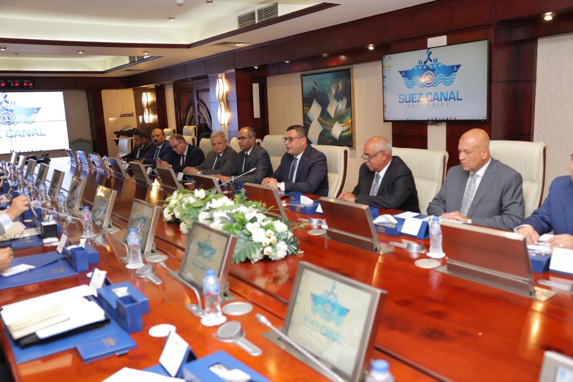 وزير الإسكان: نستهدف إنشاء محطات لتحلية مياه البحر بمدن القناة وزير الإسكان: نستهدف إنشاء محطات لتحلية مياه البحر بمدن القناة