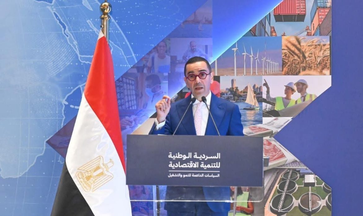 وزير الاستثمار: منصة موحدة للتراخيص و13 قطاع أولوية باستراتيجية جذب الاستثمارات