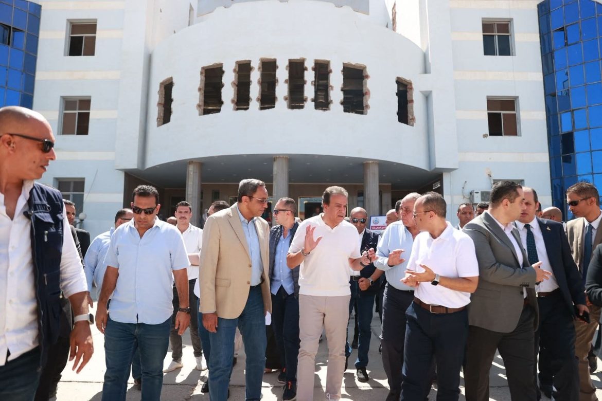 وزير الصحة يوجه بدراسة إنشاء وحدة لزراعة النخاع ومستشفى للصحة النفسية بقنا وزير الصحة يوجه بدراسة إنشاء وحدة لزراعة النخاع ومستشفى للصحة النفسية بقنا