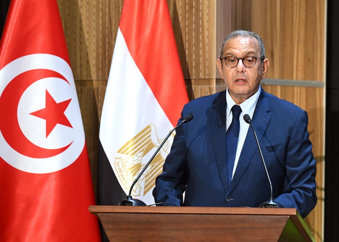رئيس الاتحاد التونسي للصناعة: أدعو المستثمرين المصريين للاستثمار في تونس رئيس الاتحاد التونسي للصناعة: أدعو المستثمرين المصريين للاستثمار في تونس