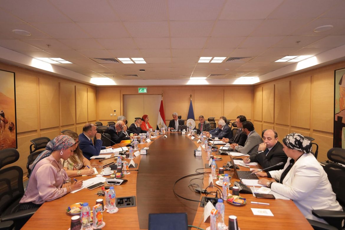 وزير السياحة يترأس اجتماع مجلس إدارة الهيئة المصرية العامة للتنشيط السياحي وزير السياحة يترأس اجتماع مجلس إدارة الهيئة المصرية العامة للتنشيط السياحي