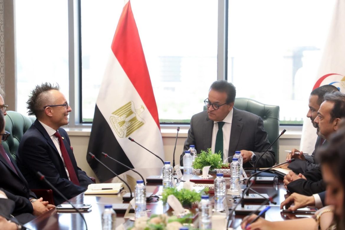 وزير الصحة يبحث مع «أليكسيون» تعزيز التعاون بمجال الأمراض النادرة والوراثية