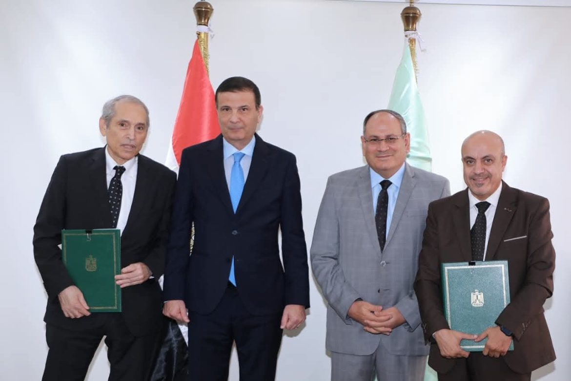 وزير الزراعة يشهد توقيع بروتوكول تعاون بين البحوث الزراعية والتصديري للحاصلات الزراعية