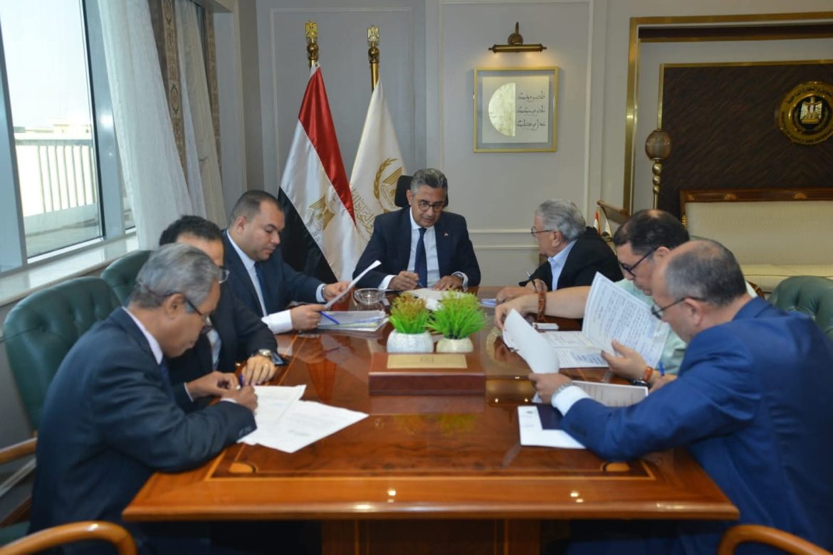 وزير التموين بسرعة تلبية احتياجات ومتطلبات النواب وسرعة البت في طلباتهم