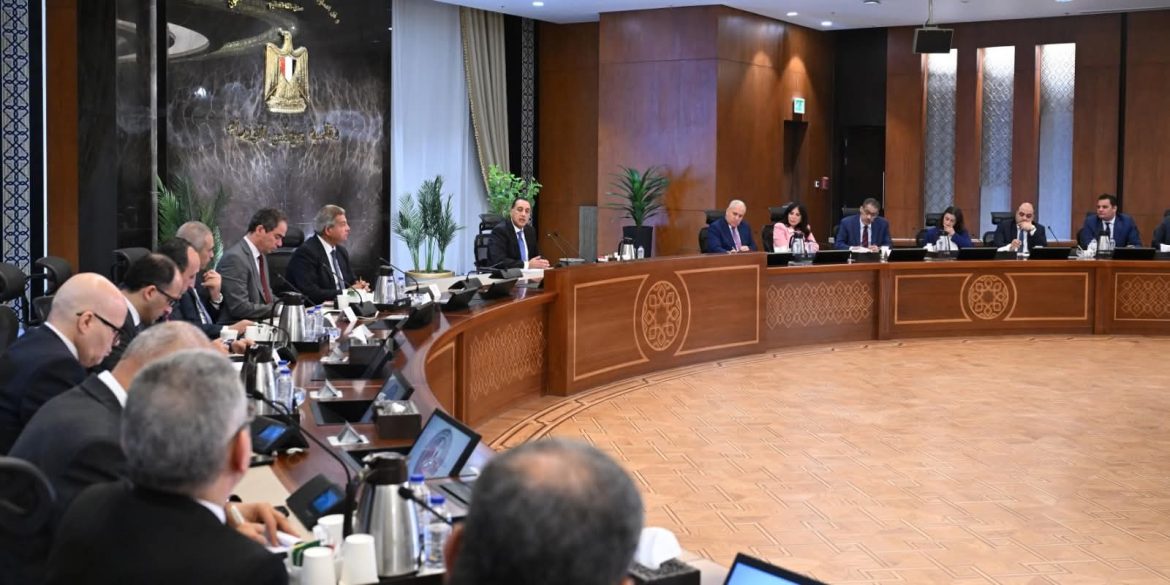 رئيس الوزراء: مستمرون في الإصلاحات الاقتصادية وتطوير القطاعات الخدمية