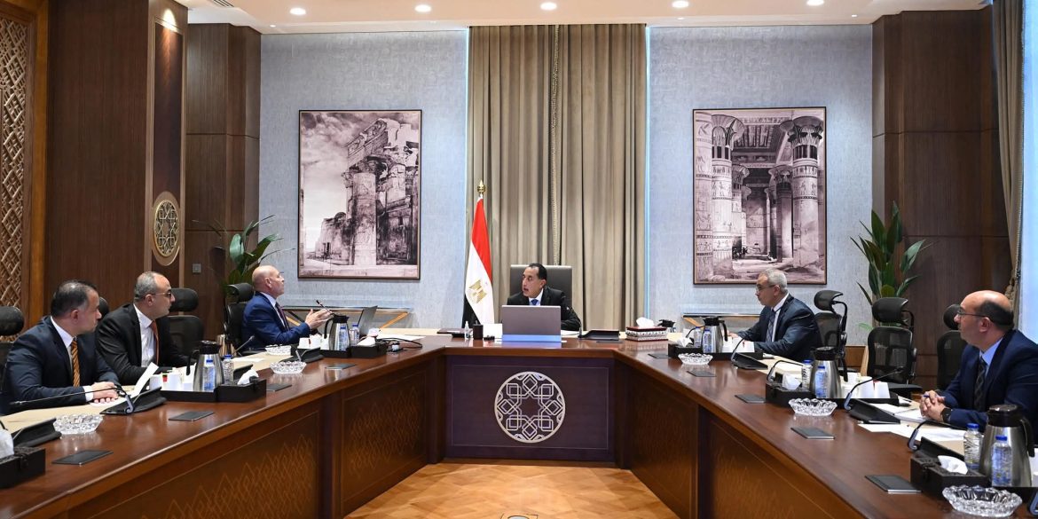 رئيس الوزراء يتابع عدد من المشروعات الجارية بمحافظة القاهرة 