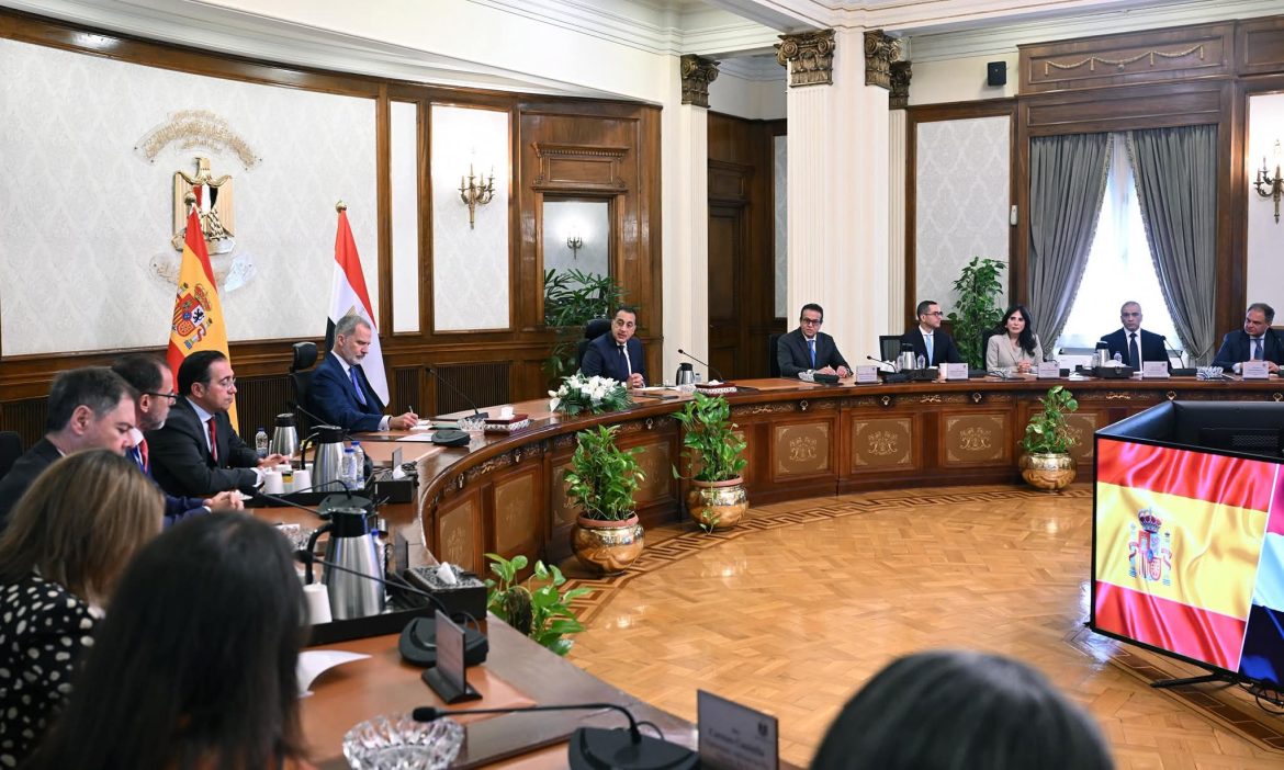 ملك أسبانيا يؤكد دور مصر المهم فيما يتعلق بالقضية الفلسطينية