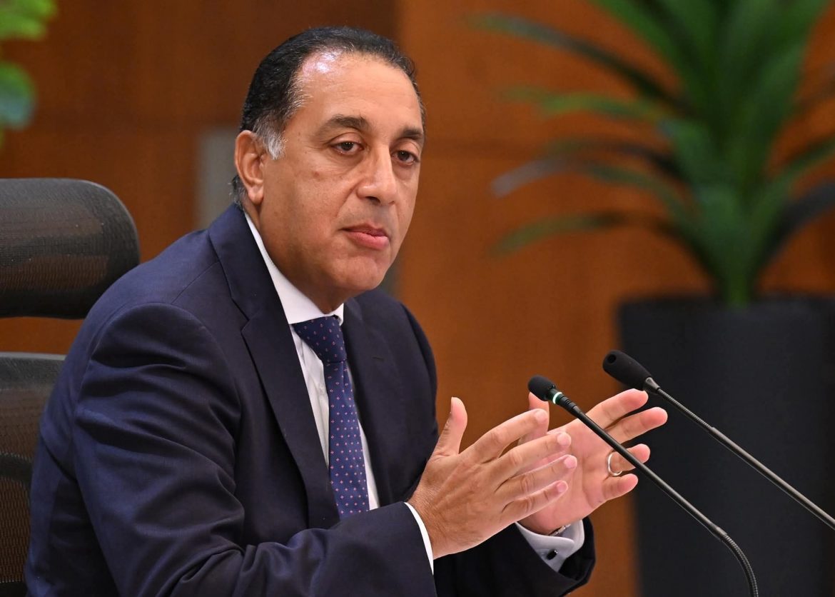 رئيس الوزراء: الدولة تولي اهتمامًا خاصًا بذوي الهمم وتحرص على دمجهم في الحياة العامة رئيس الوزراء: الدولة تولي اهتمامًا خاصًا بذوي الهمم وتحرص على دمجهم في الحياة العامة