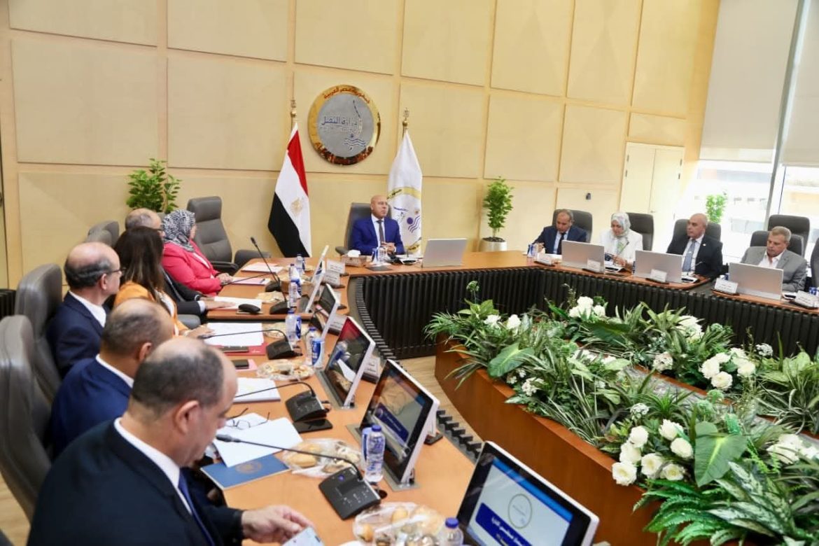 وزير النقل يترأس اجتماع مجلس إدارة الهيئة العامة لتخطيط مشروعات النقل 