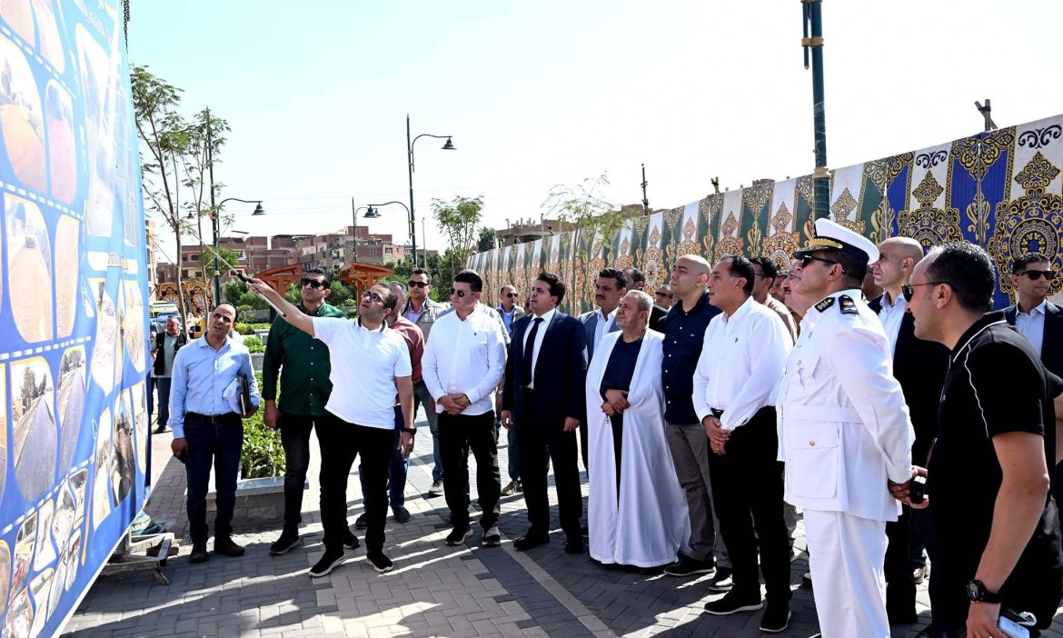 رئيس الوزراء يفتتح المحور المروري الجديد لمدخل شبين الكوم