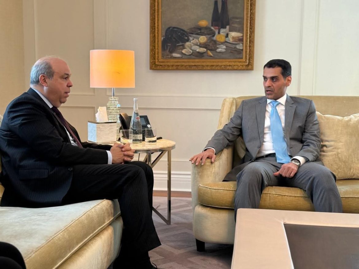 الحفني: العلاقات المصرية القطرية في مجال الطيران المدنى تشهد تطورا إيجابياً الحفني: العلاقات المصرية القطرية في مجال الطيران المدنى تشهد تطورا إيجابياً