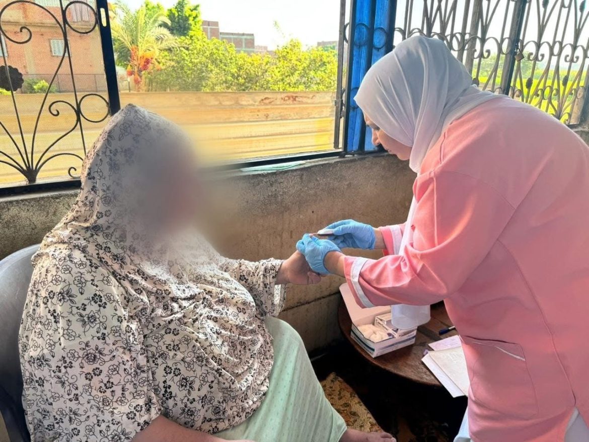 الصحة: حملة «100 يوم صحة» قدّمت 73 مليونًا و154 ألف خدمة طبية مجانية خلال 49 يومًا