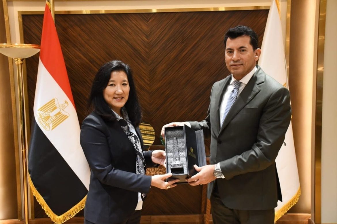 وزير الشباب يستقبل الممثلة المقيمة الجديدة لبرنامج الأمم المتحدة الإنمائي (UNDP) في مصر