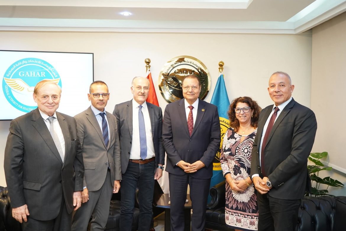 الرقابة الصحية تستقبل وفد لبناني للاطلاع على تجربة مصر في الإصلاح الصحي