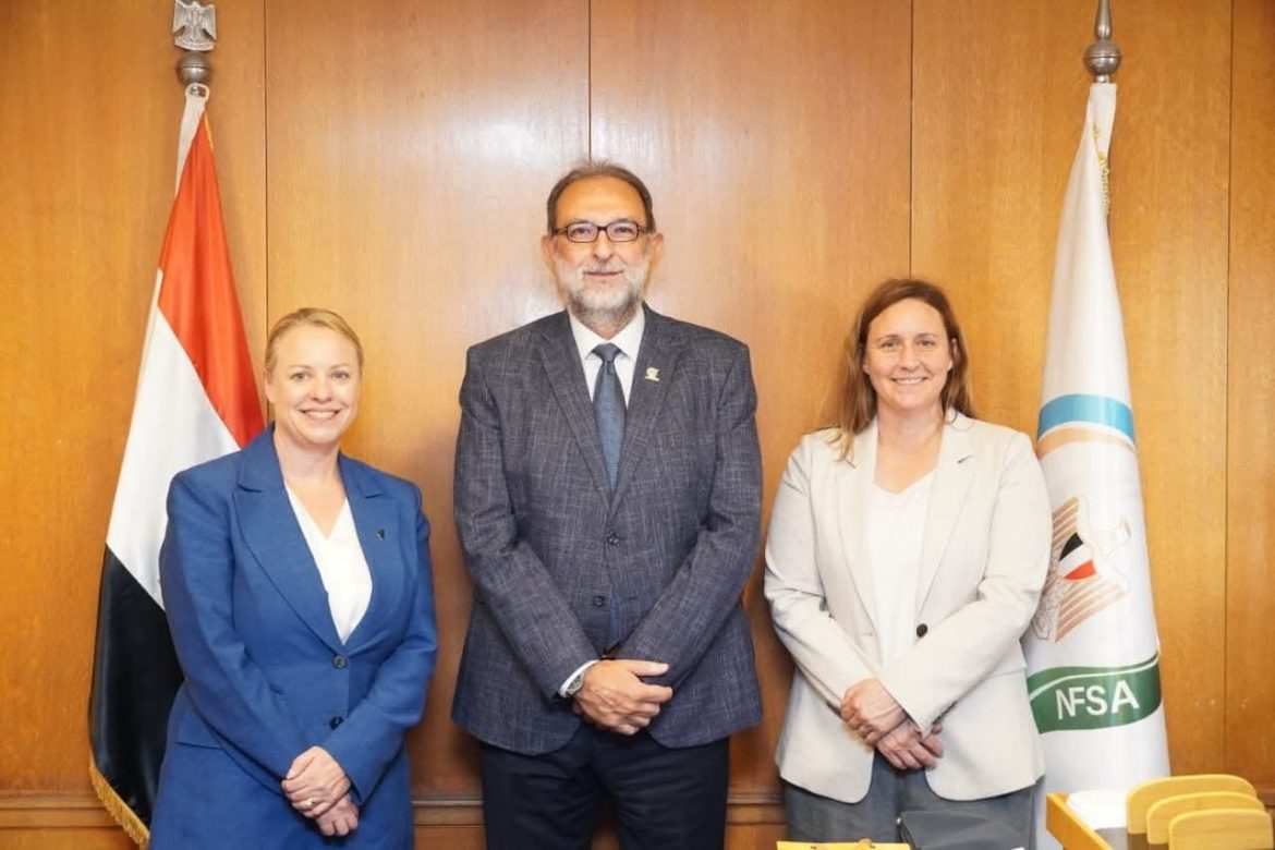 رئيس هيئة سلامة الغذاء يبحث تعزيز التعاون في مجال سلامة الغذاء مع سفراء نيوزيلندا