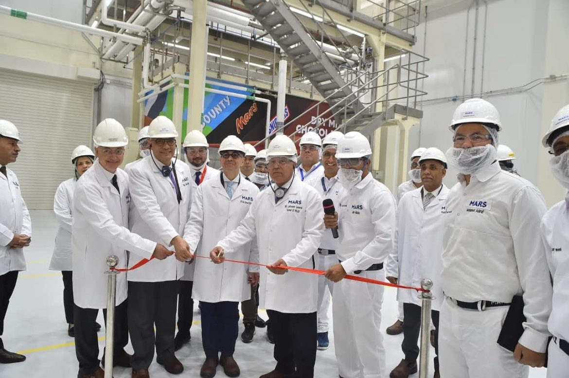 وزير الاستثمار: حريصون على تعميق الصناعة المحلية وزيادة القيمة المضافة