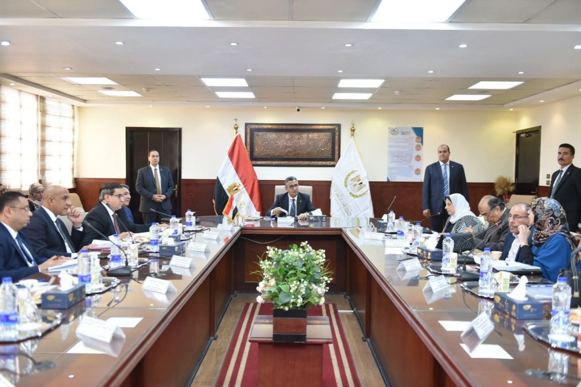 وزير التموين يترأس اجتماع مجلس إدارة الهيئة العامة للسلع التموينية