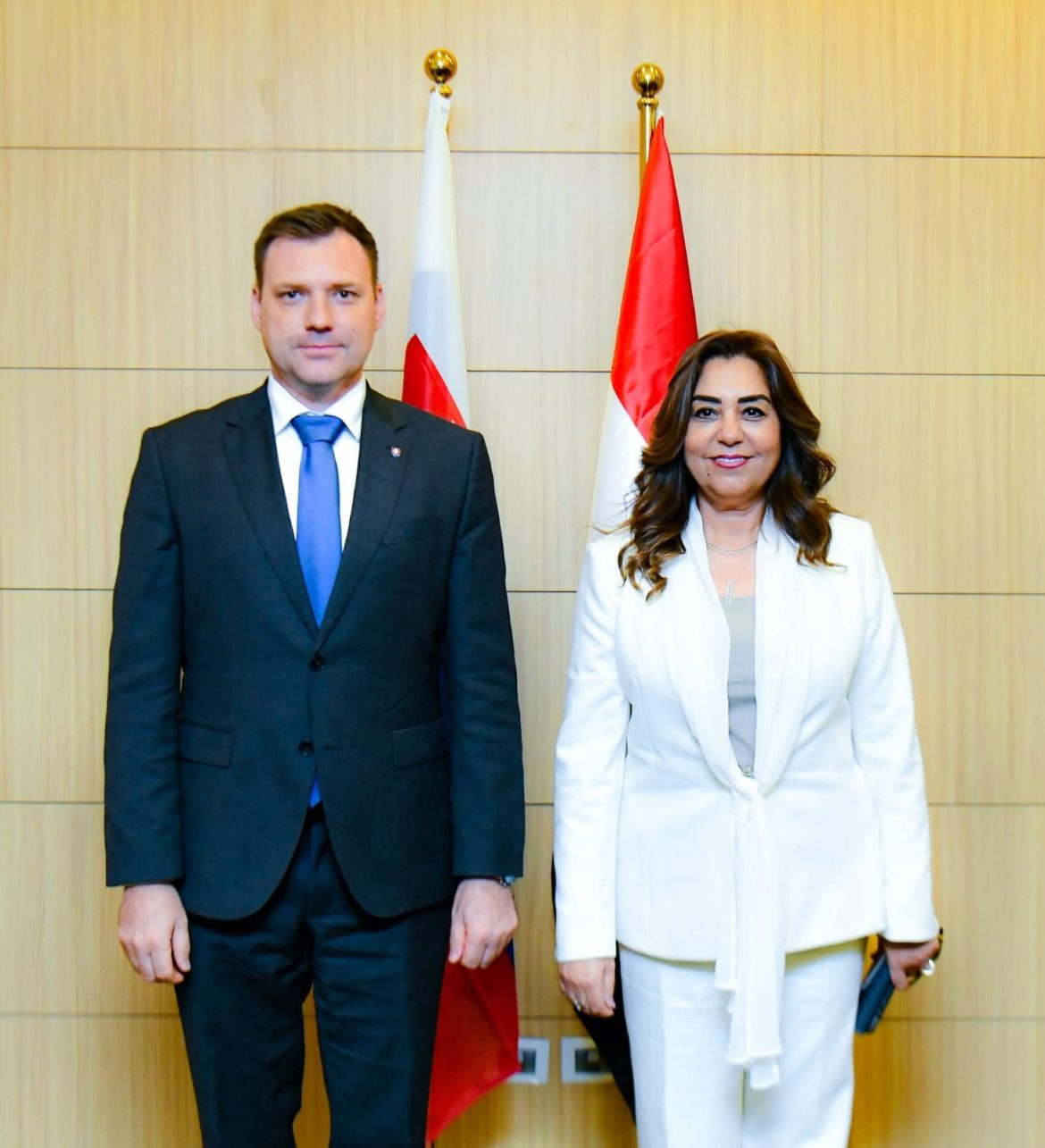 وزيرة البيئة توقع مذكرة للتعاون في مجال حماية البيئة وتغير المناخ مع وزير البيئة بسلوفاكيا