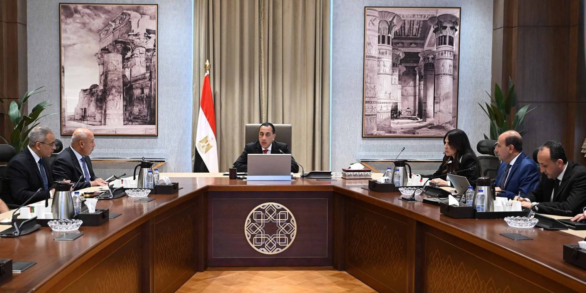 رئيس الوزراء يُتابع تنفيذ مشروع محور اللواء عُمر سليمان بالإسكندرية