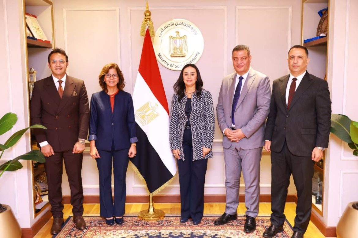 وزيرة التضامن تبحث سبل التعاون بين الوزارة والأكاديمية الوطنية للتدريب وزيرة التضامن تبحث سبل التعاون بين الوزارة والأكاديمية الوطنية للتدريب