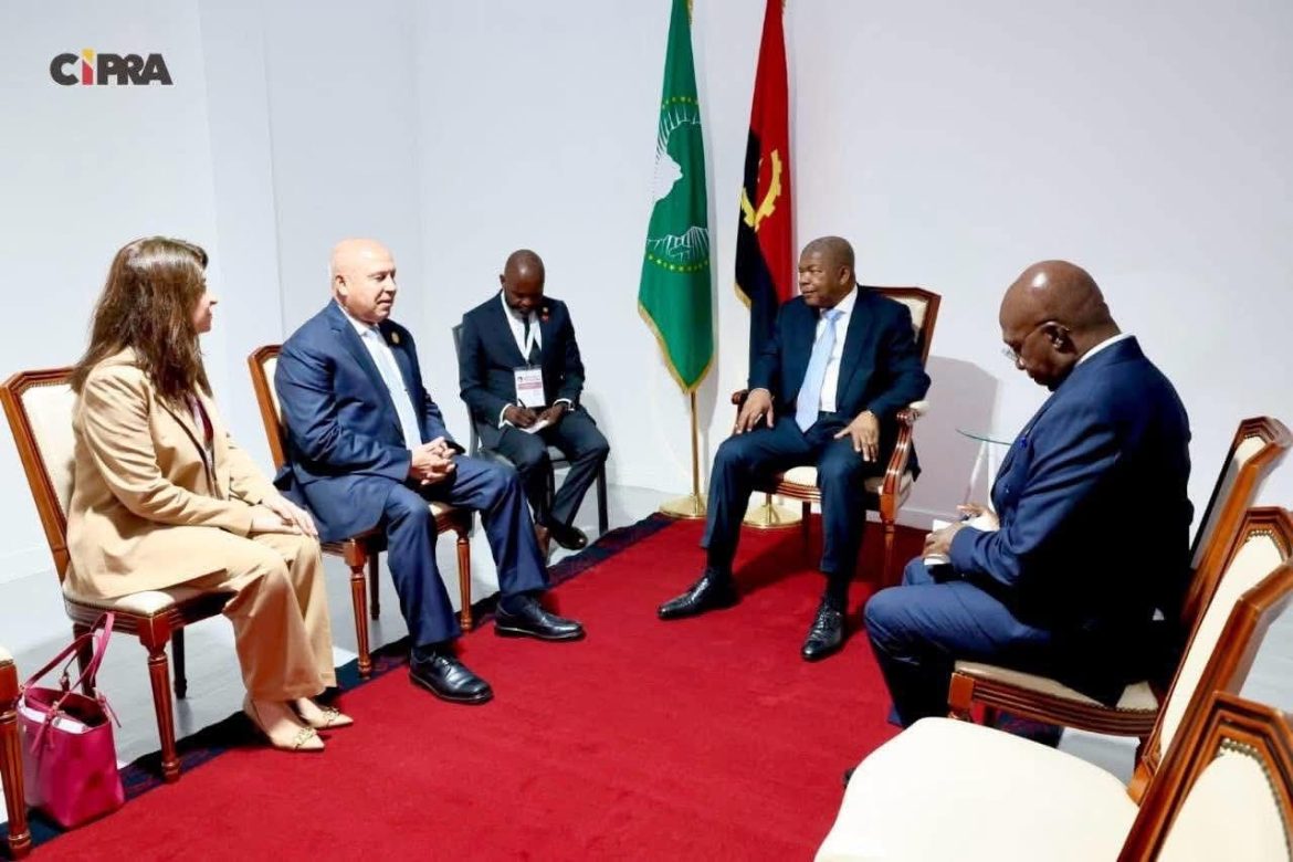 وزير الصناعة: الرئيس السيسي وجه بدعم العلاقات الثنائية مع الجانب الانجولي وزير الصناعة: الرئيس السيسي وجه بدعم العلاقات الثنائية مع الجانب الانجولي