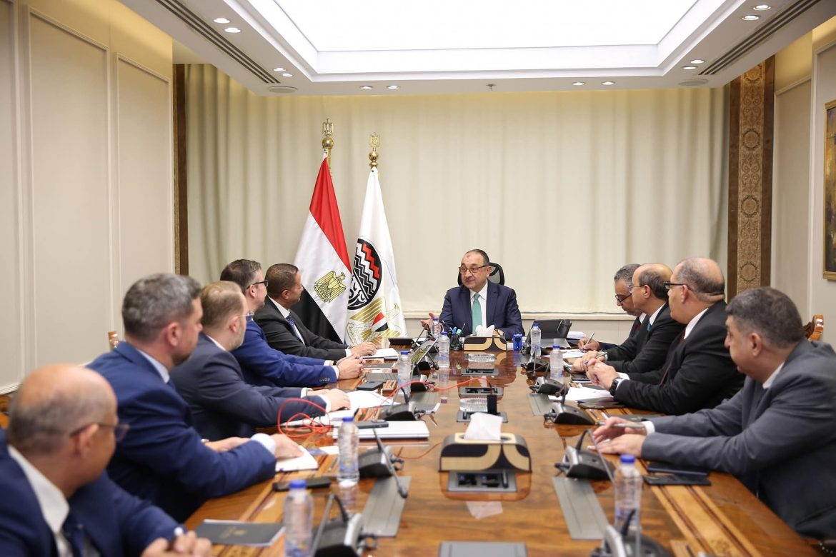 وزير قطاع الأعمال يبحث فرص نقل التكنولوجيا والطاقة المتجددة مع سيمنس للطاقة وزير قطاع الأعمال يبحث فرص نقل التكنولوجيا والطاقة المتجددة مع سيمنس للطاقة