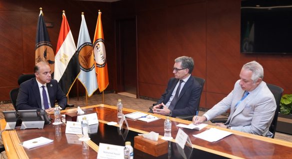 رئيس الرقابة المالية يلتقي وفد سيتي بنك لاستعراض جهود تطوير سوق رأس المال