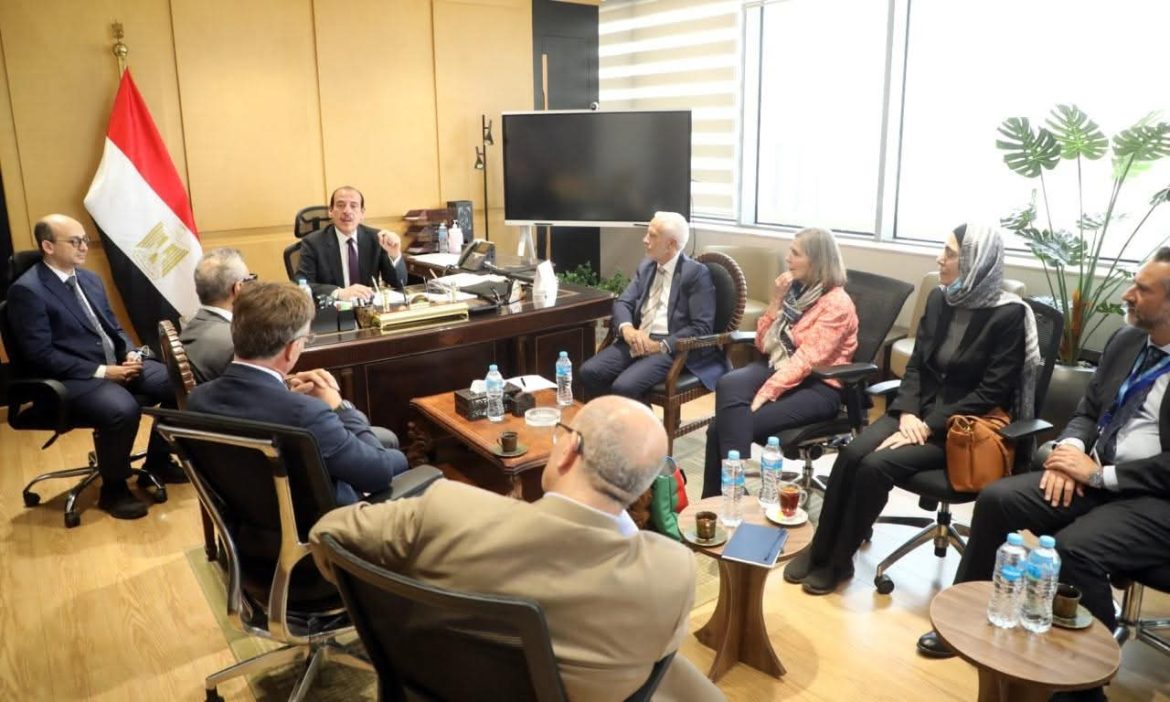 وزارة الصحة تبحث في دعم خطط الوقاية والتأهب للأوبئة