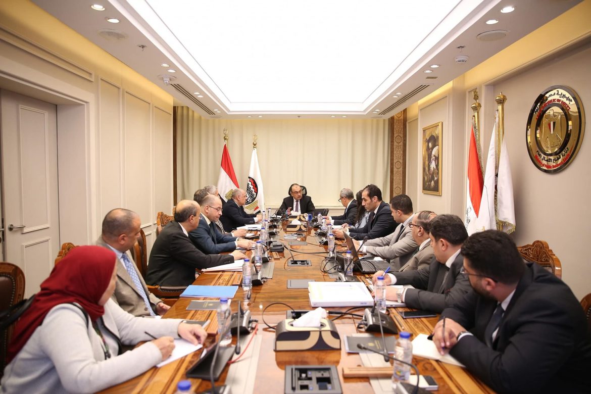 وزير قطاع الأعمال العام يتابع موقف تطبيق نظام ERP في الشركات القابضة التابعة