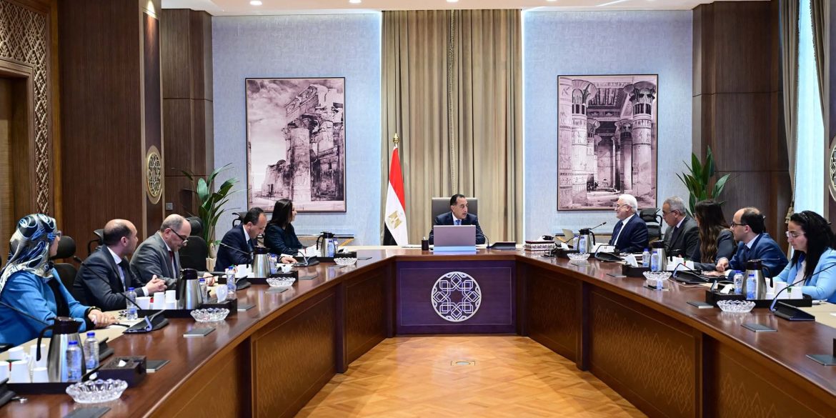 رئيس الوزراء يتابع الموقف المالي للهيئة القومية للتأمين الاجتماعي 